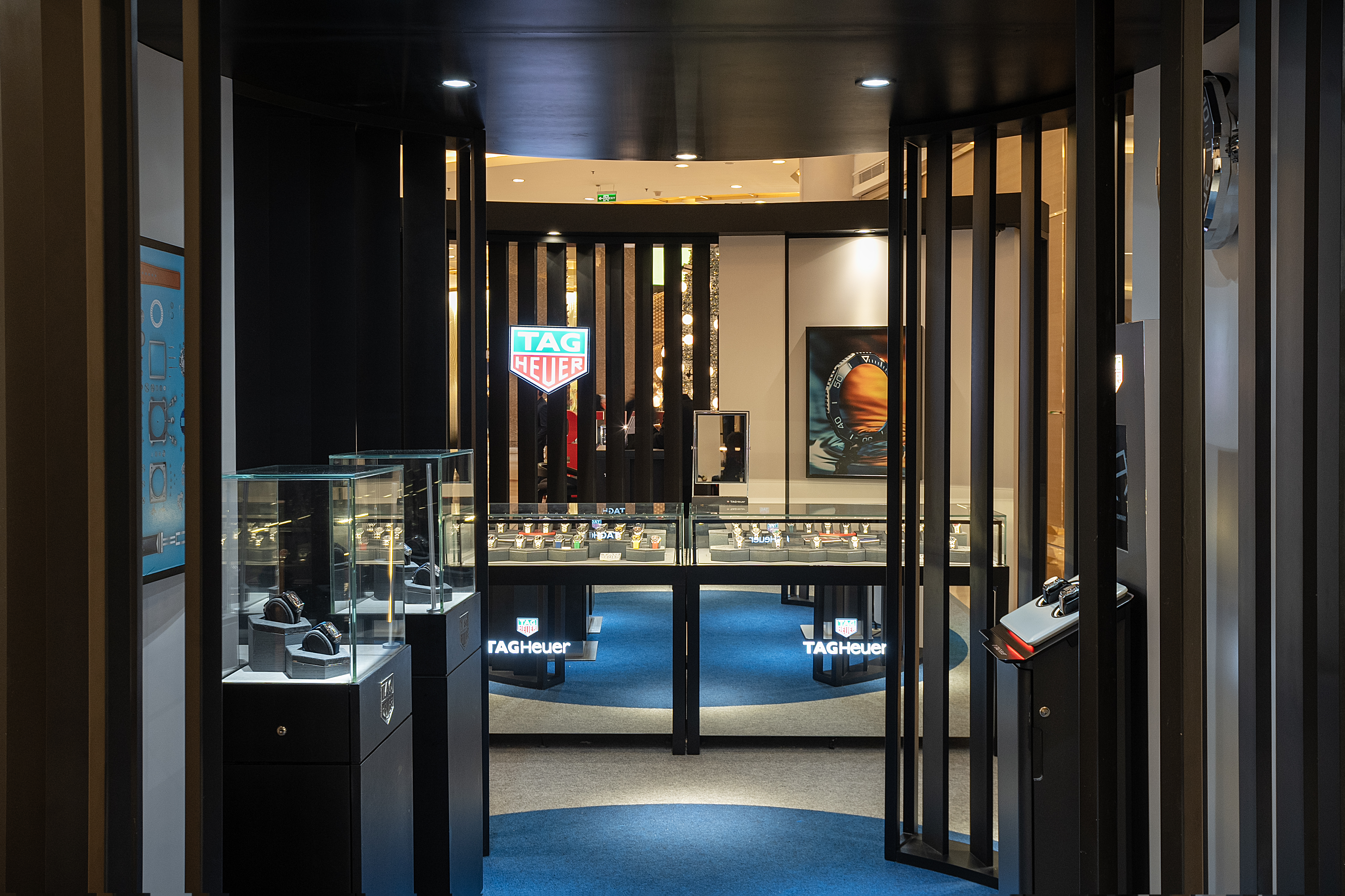 TAG Heuer Pop-Up Store Hadir di Pacific Place