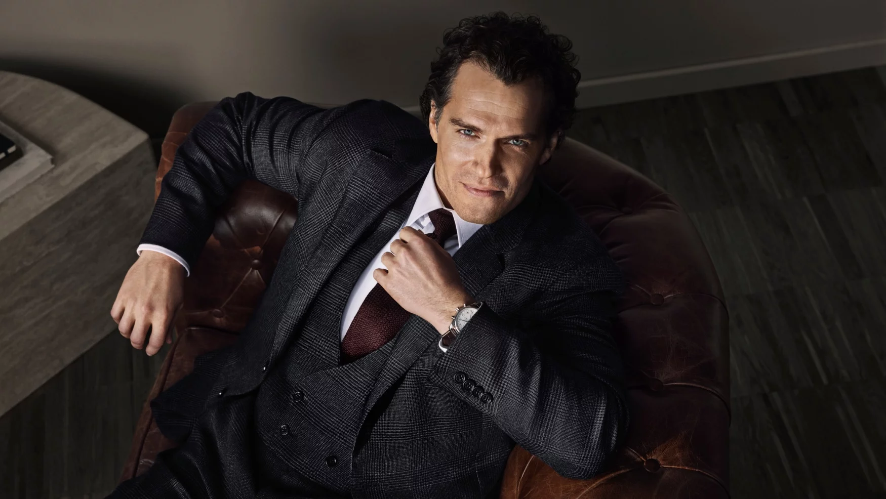 Henry Cavill Menjadi Wajah Baru Longines